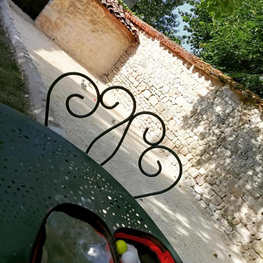 Gite 3 Etoiles Avec Spa, 2 Chambres Le Logis De Pearl Salles-sur-Mer Exterior foto